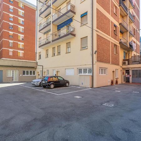 San Donato Fiere Essential Apartment W/Parking Bologna Eksteriør bilde