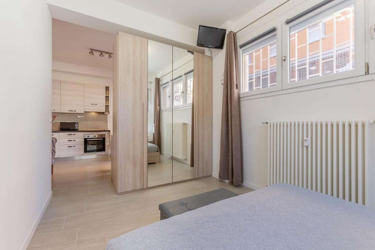 San Donato Fiere Essential Apartment W/Parking Bologna Eksteriør bilde