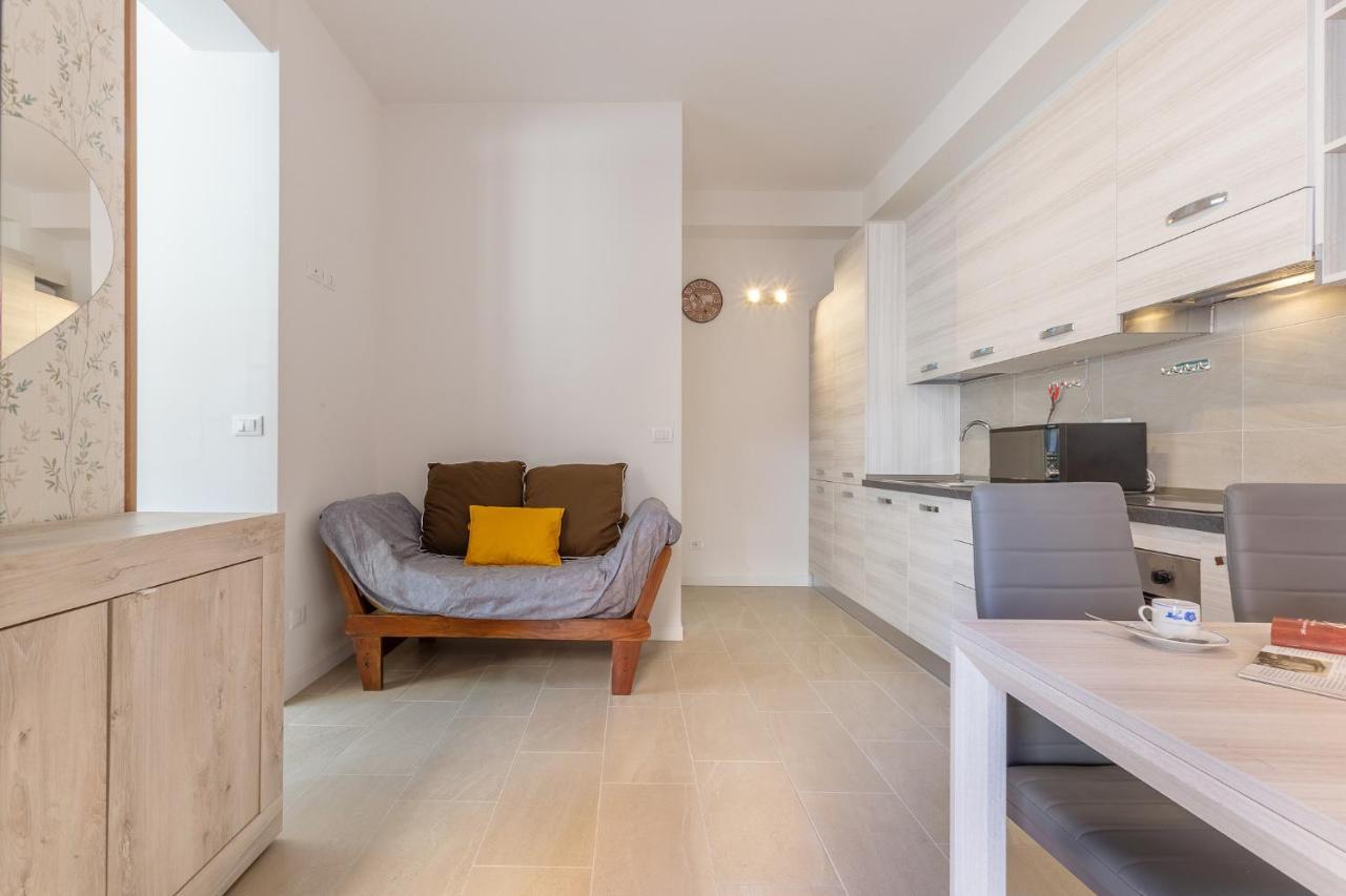San Donato Fiere Essential Apartment W/Parking Bologna Eksteriør bilde