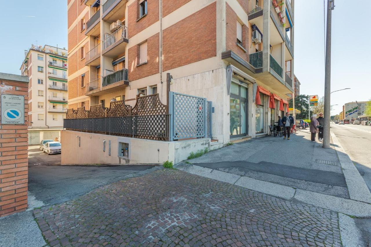 San Donato Fiere Essential Apartment W/Parking Bologna Eksteriør bilde